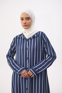 Gestreepte jurk met knopen