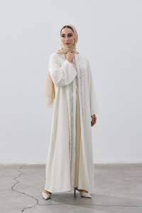 Abaya met kralendetails