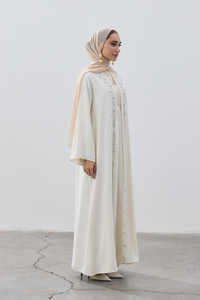 Abaya met kralendetails