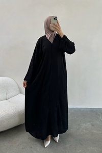 Dubai abaya