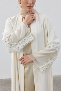 Abaya met transparante mouwdetails en steentjes